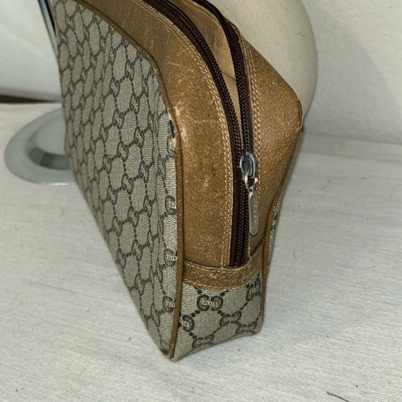 GUCCI GG Plus Monogram Large Leather and Canvas Clutch Bag - Picture 4 of 13